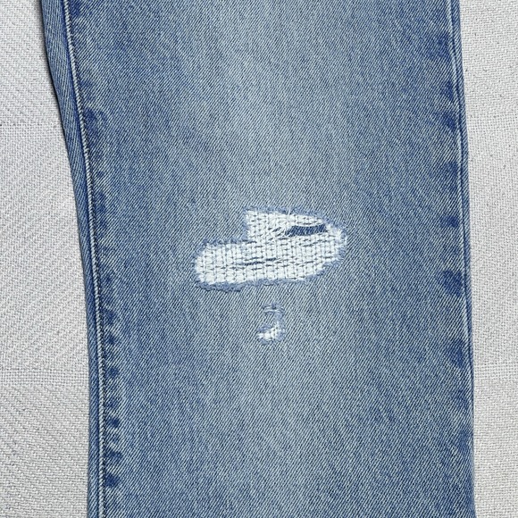 Levi's 501 Premium Jeans Womens 27x32 Distressed Repaired Button Fly Classic - Picture 3 of 16